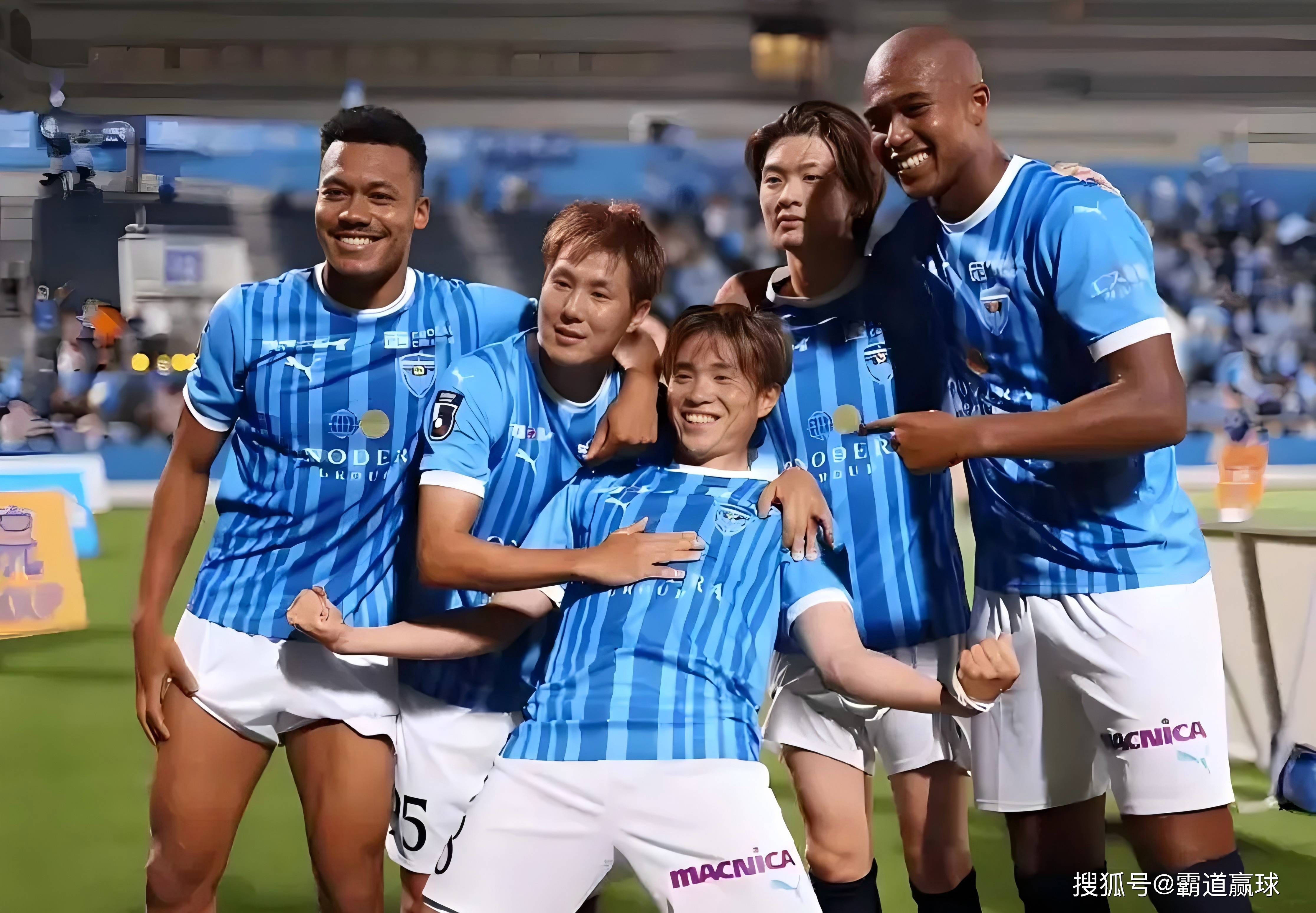 包含神户胜利船战胜大阪钢巴，晋级亚冠八强的词条